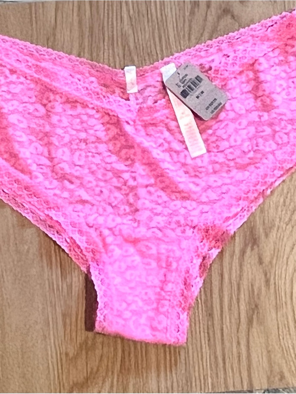 👙 3/18 PINK Victoria's Secret Hot Pink Lace Bikini